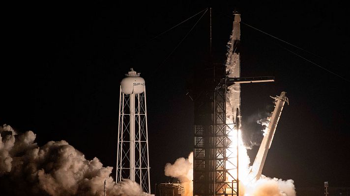 Informativo 24h - SpaceX lanza su primera cápsula diseñada para trasportar tripulación rumbo a la Estación Espacial Internacional