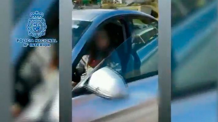 Detenida una menor que conducía a 220 km/h por la A-5