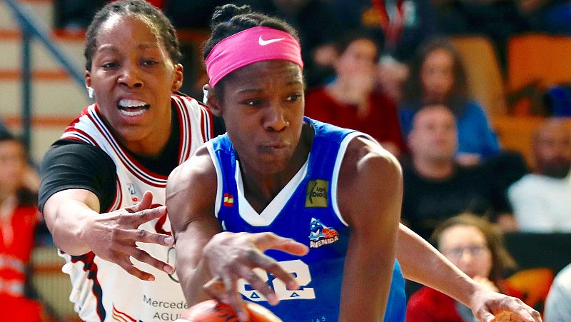 El Pefumerías Avenida y el Spar Citylift Girona jugarán la final de la Copa de la Reina, que se podrá ver este domingo a la 13:00 en Teledeporte, y que arbitrarán, por primera vez, tres mujeres.