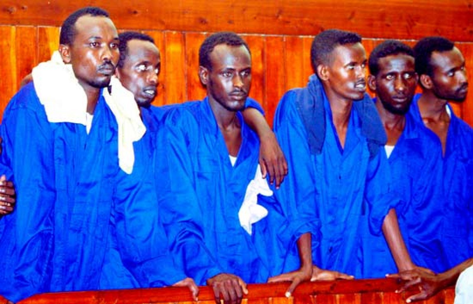 Cada país actúa de forma diferente respecto a los piratas capturados en aguas de Somalia | Ver