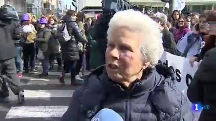 Telediario 1 - Miles de mujeres se manifiestan en Lugo y en Madrid a una semana de la celebración del 8 de marzo