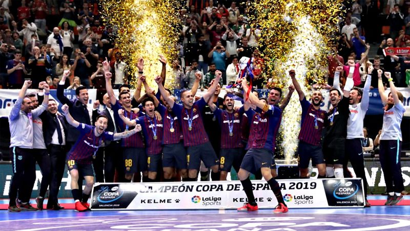 El Barça Lassa ha conquistado este domingo su cuarta Copa de  España de fútbol sala gracias a una victoria por 1-2 sobre ElPozo  Murcia, con goles de Ferrao y de Marcenio, en la final de esta 30¬  edición, celebrada en el Pabellón Fuente de San Luis 