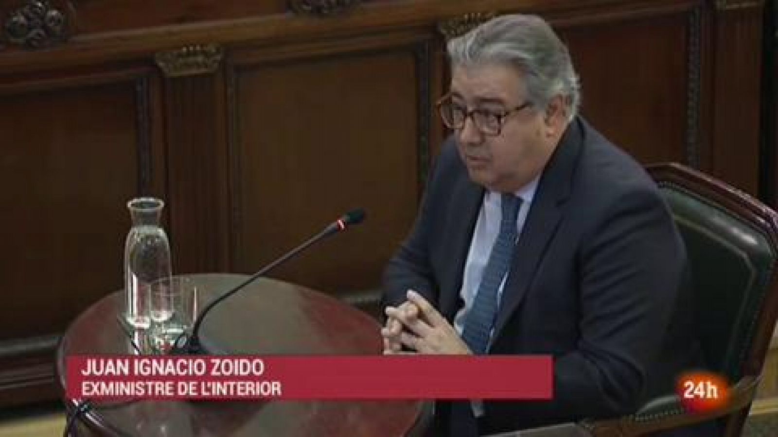 L'exministre Zoido diu que no va donar l'ordre de carregar el 1-O