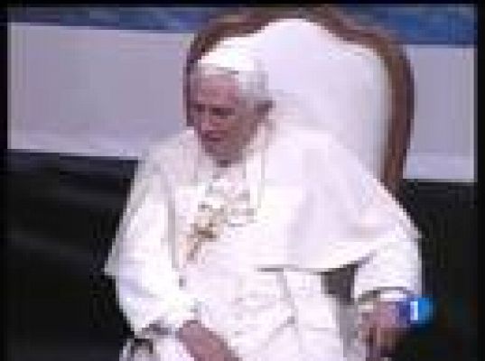  - El Papa pide paz en Oriente Medio