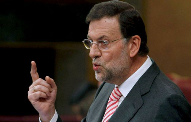  - Rajoy critica duramente a Zapatero