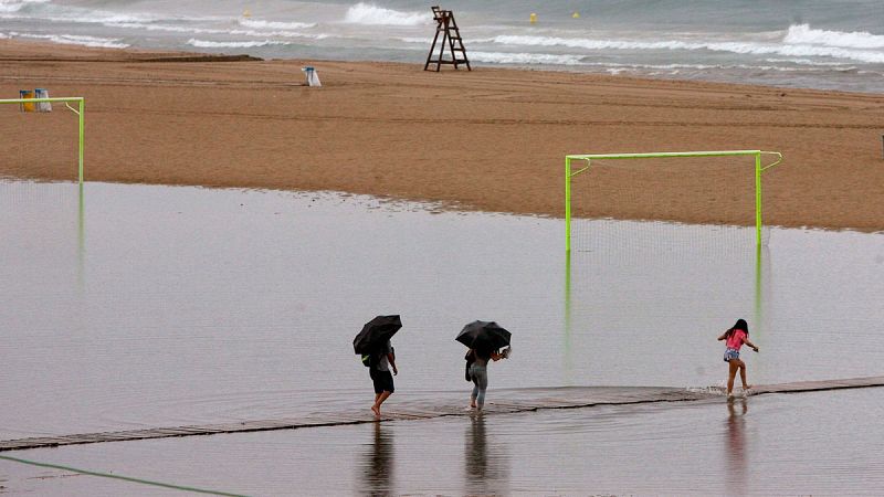 Casi todo el mes de febrero sin apenas lluvia, con temperaturas de más de 20 grados centígrados en San Sebastián o Valencia... El cambio climático ya está aquí, insisten los científicos. Expertos como los que se reúnen durante tres días en San Sebast