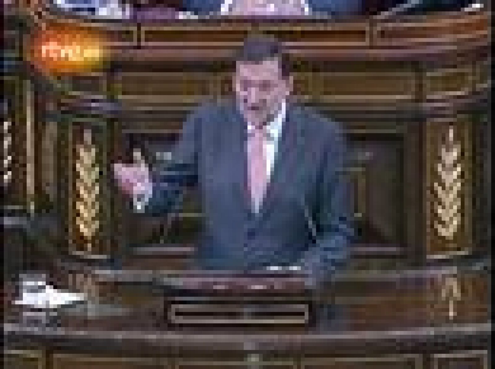 El Presidente del Gobierno, José Luis Rodríguez Zapatero, y el líder del Partido Popular, Mariano Rajoy, han protagonizado un tenso debate sobre el estado de la Nación.