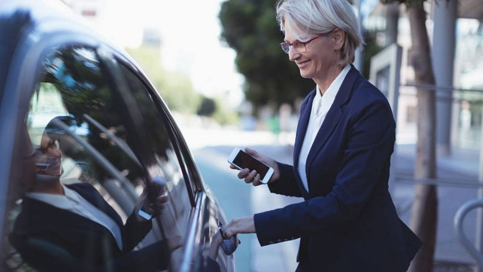 Telediario 1: Cabify comienza a operar con cerca de 300 vehículos | RTVE Play