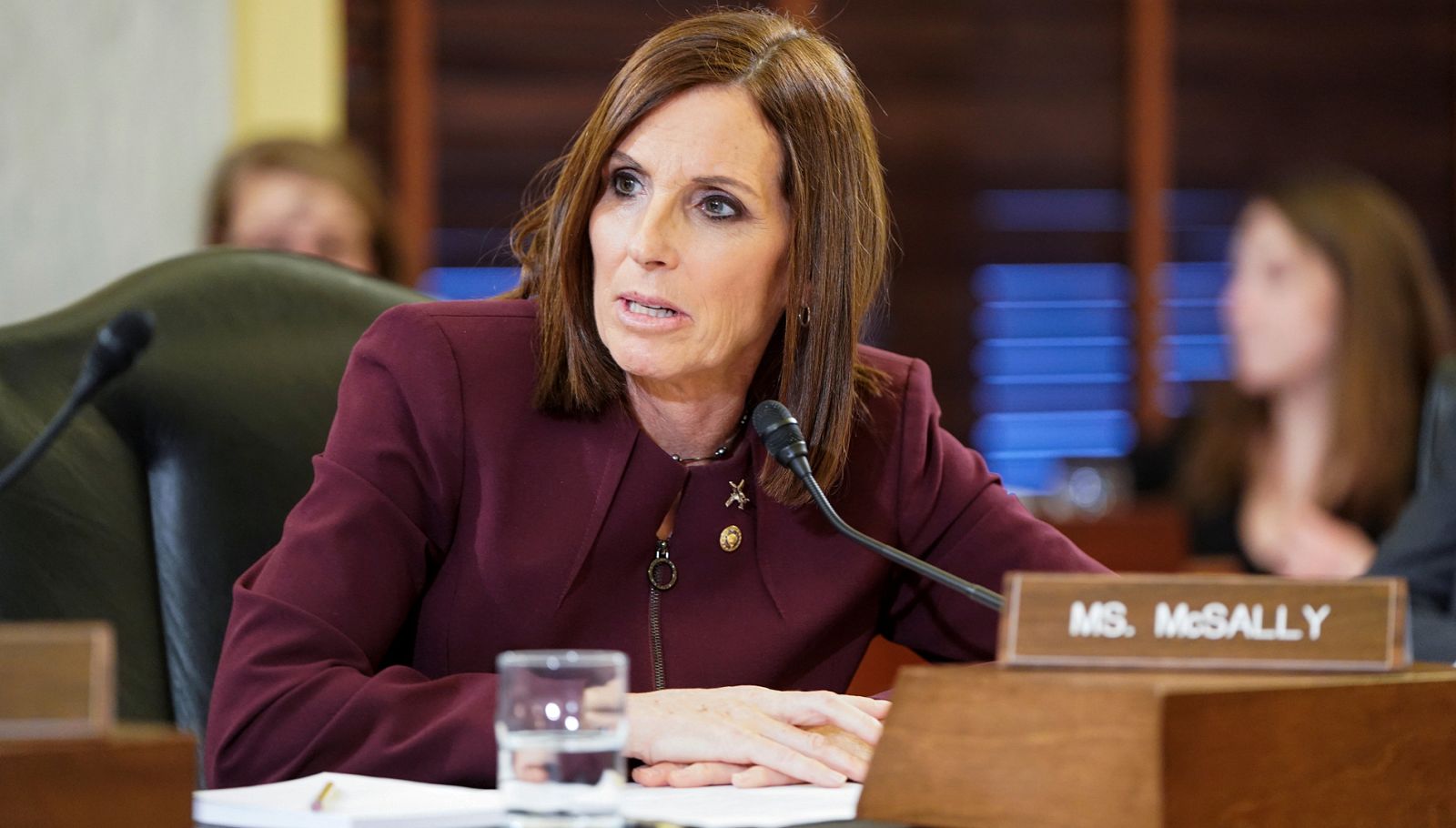 Una senadora republicana denuncia abusos sexuales cuando estaba en el Ejército de EE.UU.