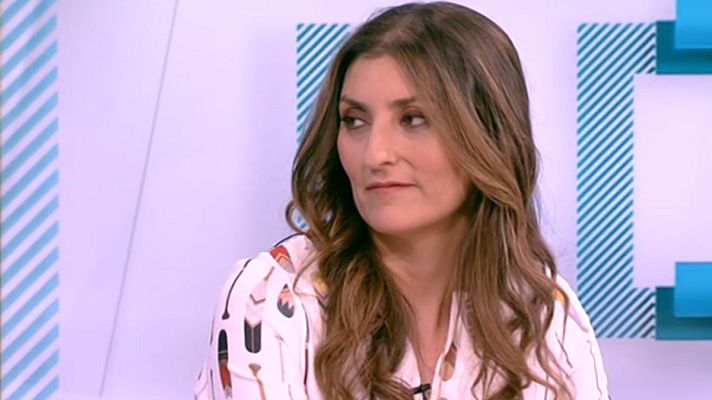 Los desayunos - Sara Giménez, representante de Igualdad del Secretariado gitano, sobre las mujeres: "Nuestra condición étnica hace que se nos vea bajo un prejuicio que nos hace más difícil llegar a una igualdad real"