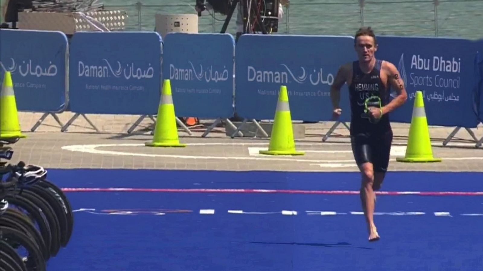 Triatlón - ITU World Series 2019 Carrera Élite Relevos Equipos Mixtos Prueba Abu Dhabi (Emiratos Árabes)