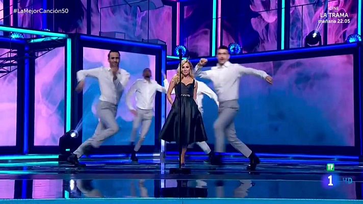 La mejor canción jamás cantada - Marta Sánchez y su versión de 'Mirando al mar'