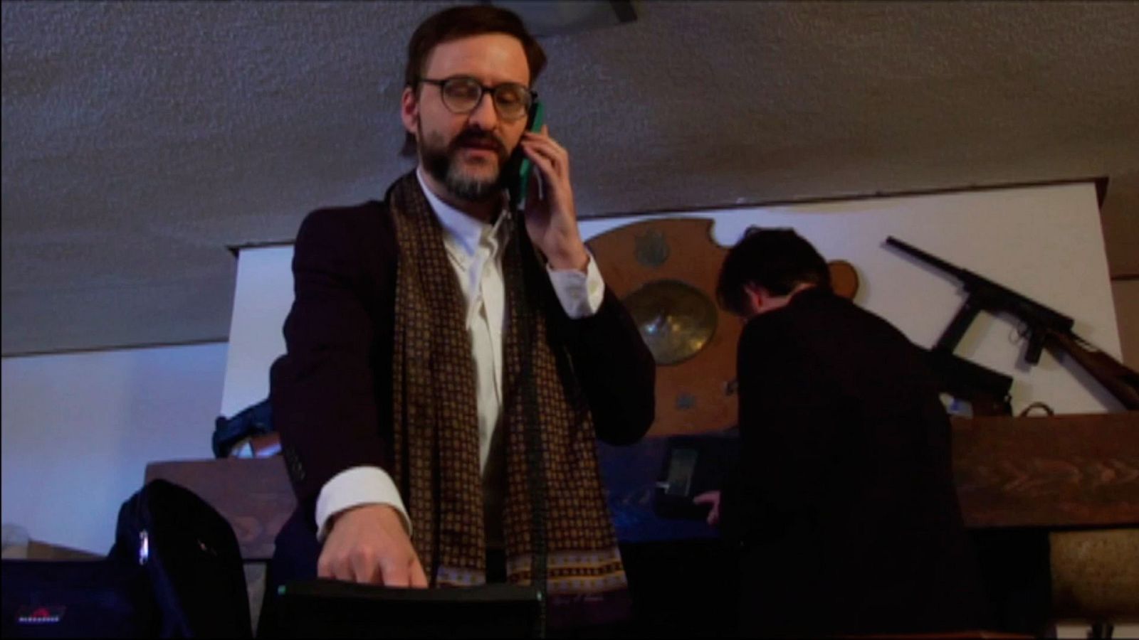  Muchachada Nui - Arturo Pérez Reverte - Ver tele