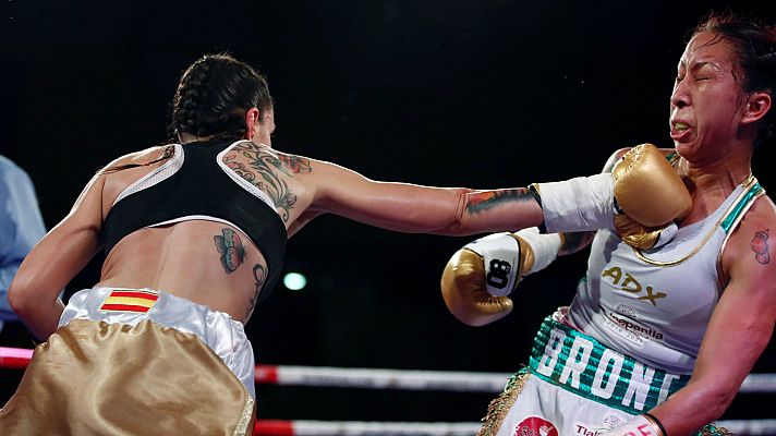 Joana Pastrana, tricampeona del mundo de boxeo