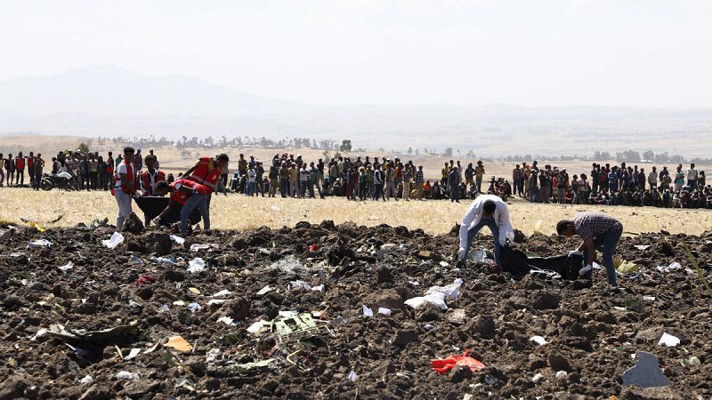 Un avión de pasajeros con 157 personas a bordo se estrella sin supervivientes en Etiopía