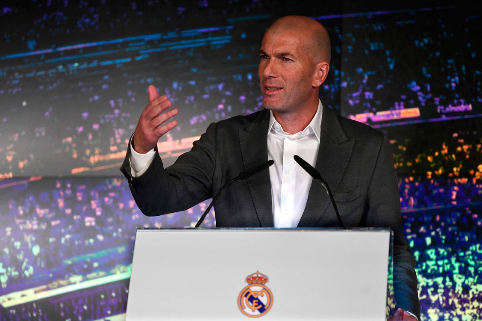 Zidane: "Había que hacer un cambio" -RTVE.es - Informativo 24h | Ver