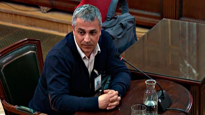 Informativo 24h - Un proveedor de carteles del 1-O declara que le dijeron que la factura debían girarla a la Generalitat