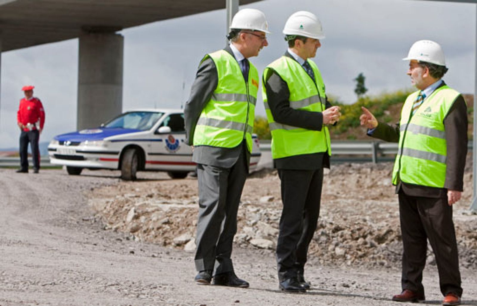 El Ministro de Fomento, José Blanco y el lehendakari, Patxi López, han hecho su primera visita oficial a las obras de la Y vasca.