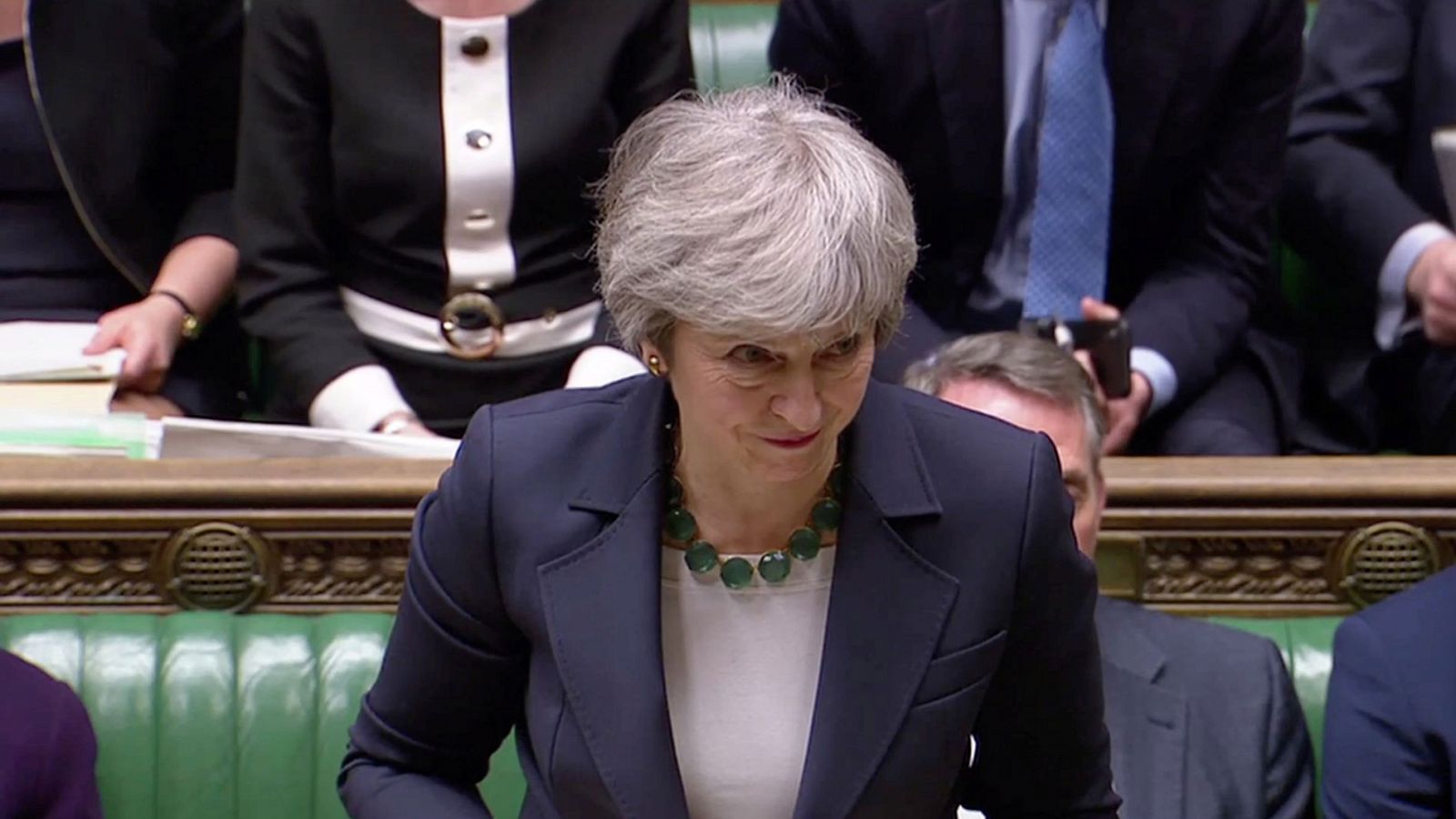 'Brexit': May ofrece resucitar su acuerdo con Bruselas antes del miércoles para negociar una prórroga corta del 'Brexit' - RTVE.es