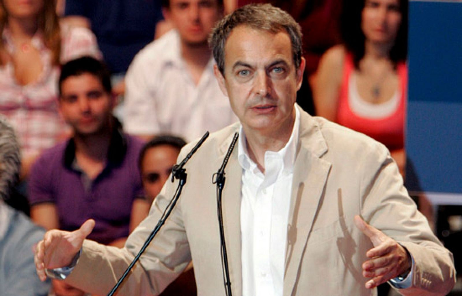 Zapatero acusa de "hipocresía" a Rajoy sobre el aborto