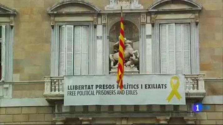 Telediario 1 - Ciudadanos lleva a Torra a la JEC por no retirar  los lazos amarillos y estudia denunciarlo o querellarse