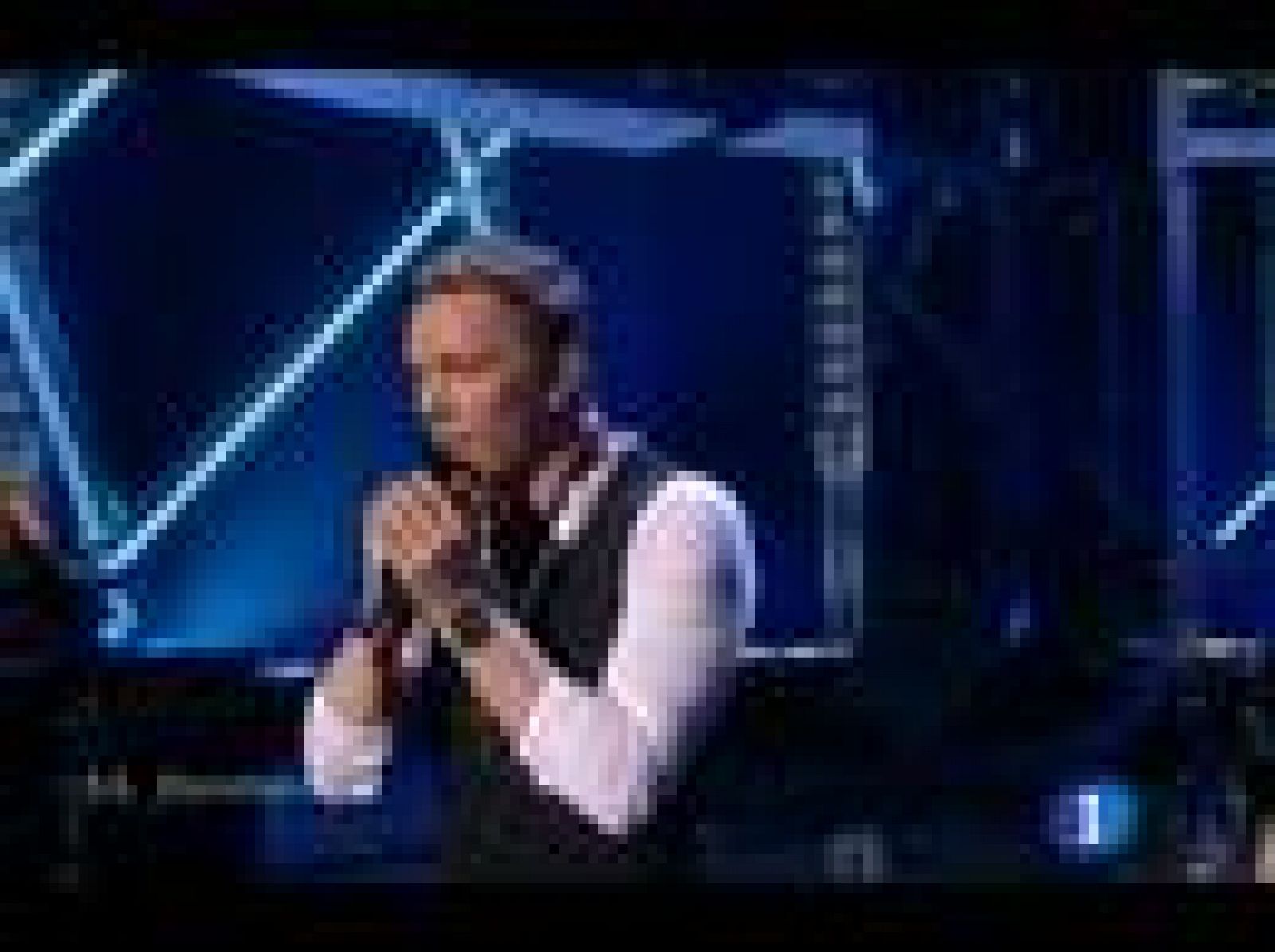 Final de Eurovisión 2009 - Dinamarca: "Believe again"