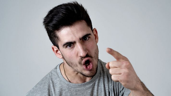 Telediario 1 - Estudiantes de bachillerato desenmascaran el machismo en las letras musicales