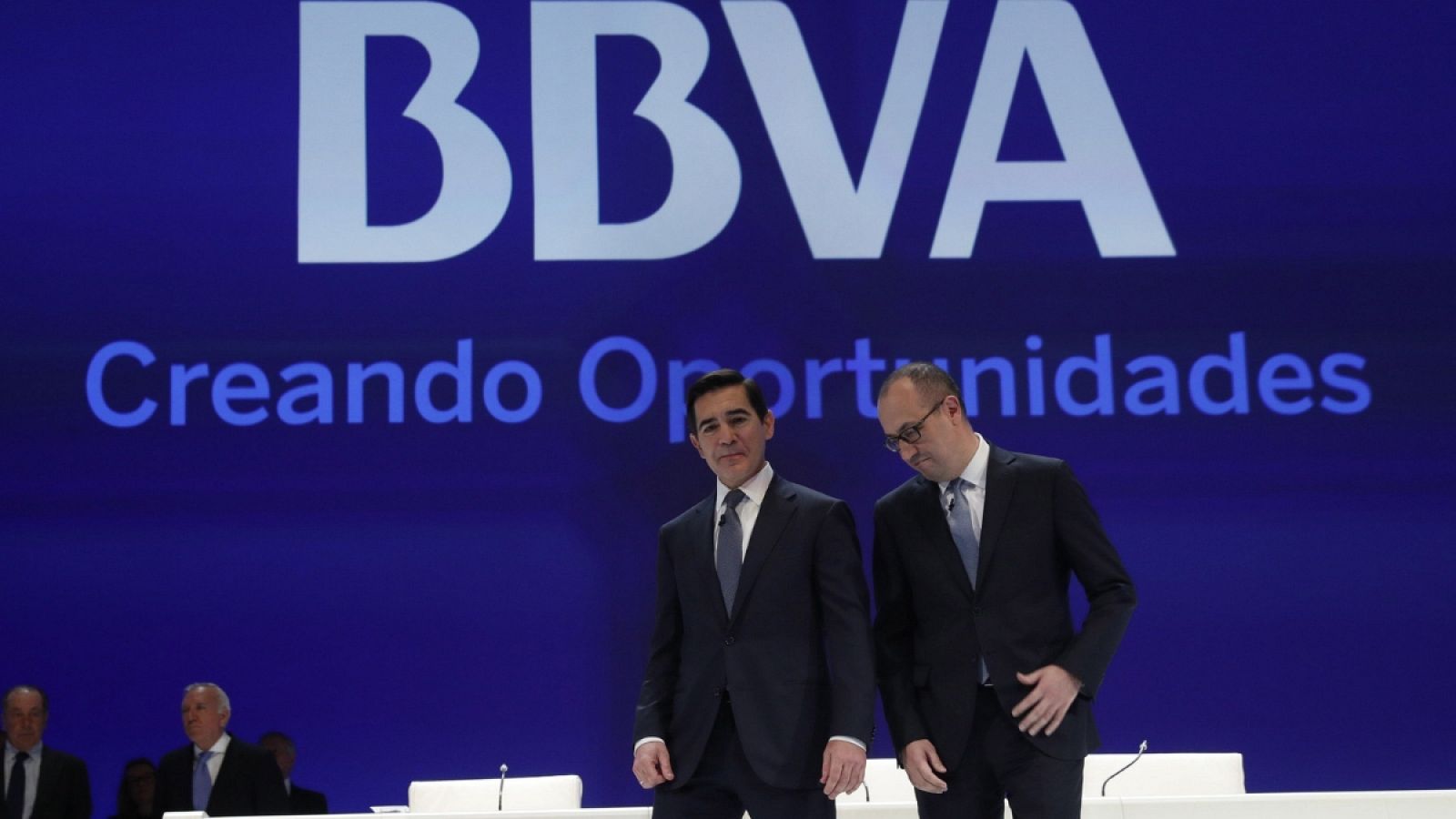 Los accionistas del BBVA piden que se investigue la supuesta implicación del banco en el caso Villarejo