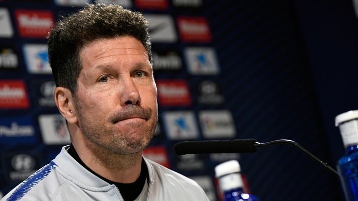 Telediario 1 - Simeone: "Si la afición se la tiene que agarrar con alguien es conmigo"