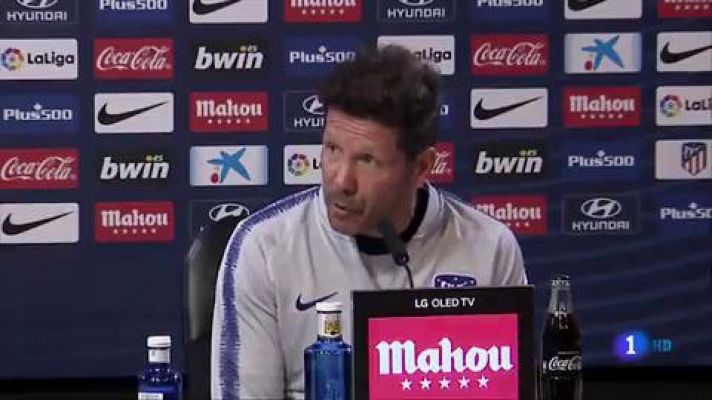 Telediario 1 - Simeone: "Si la afición se la tiene que agarrar con alguien es conmigo"