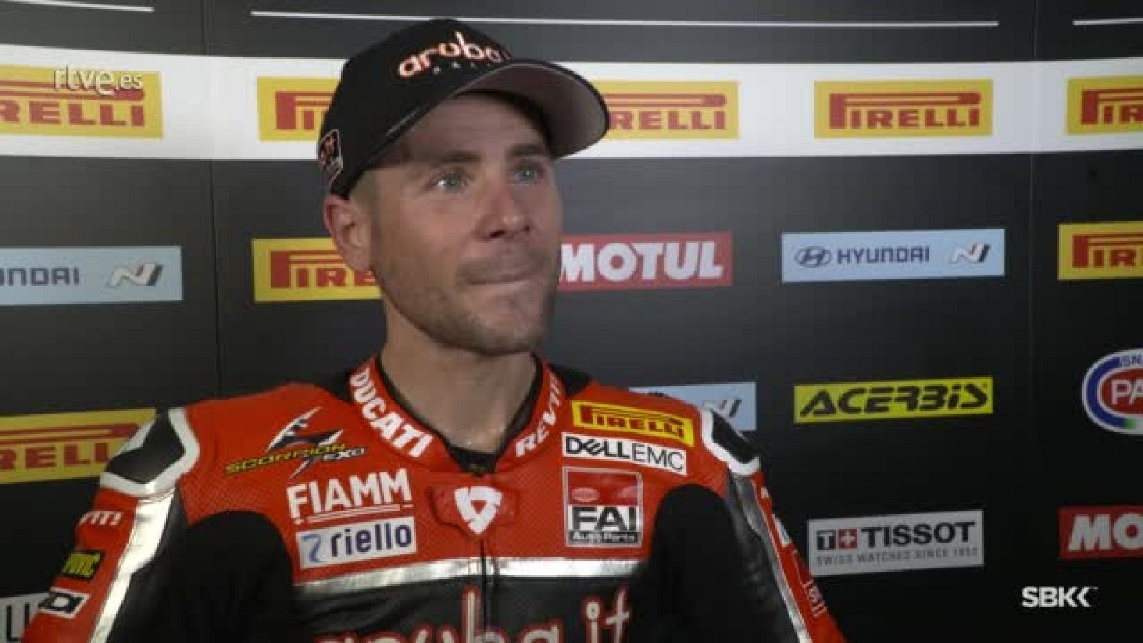 WSBK. Bautista: "Debemos mejorar el giro de la moto" | Ver