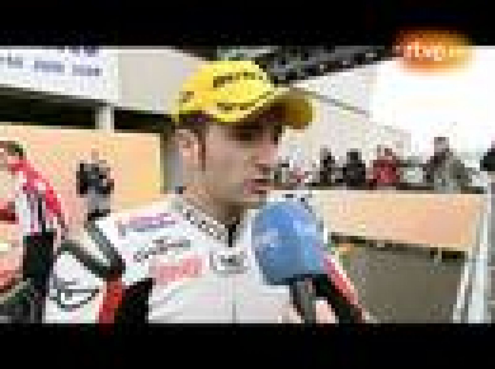 Héctor Faubel se ha mostrado muy satisfecho después de su segundo puesto conseguido en Le Mans. Sobre la carrera, la ha calificado de "complicada" y que "parecía una pista de hielo".