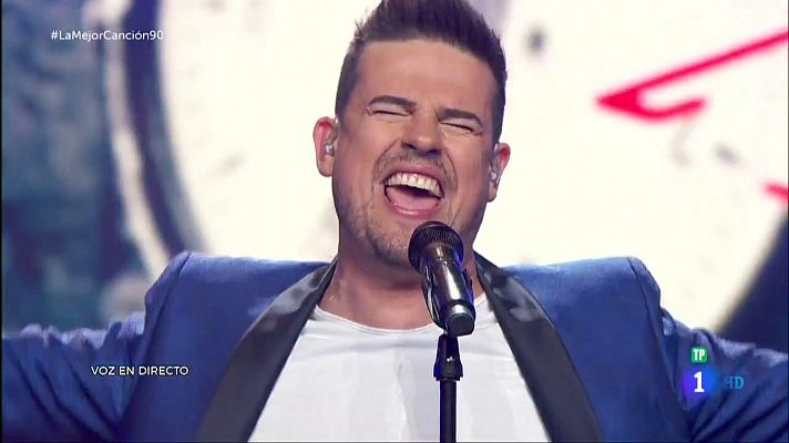 La mejor canción jamás cantada - Raúl canta 'La raja de tu falda'