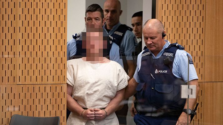Telediario 1 - Prisión provisional sin fianza para el principal acusado de la masacre de Christchurch