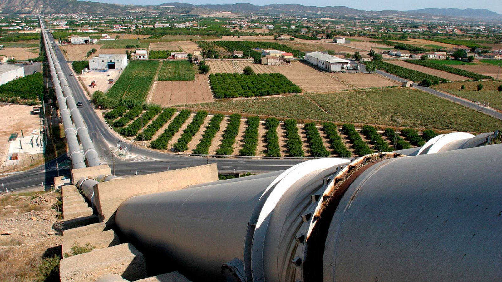 Telediario 1: El trasvase Tajo-Segura: 'la guerra del agua' continúa | RTVE Play