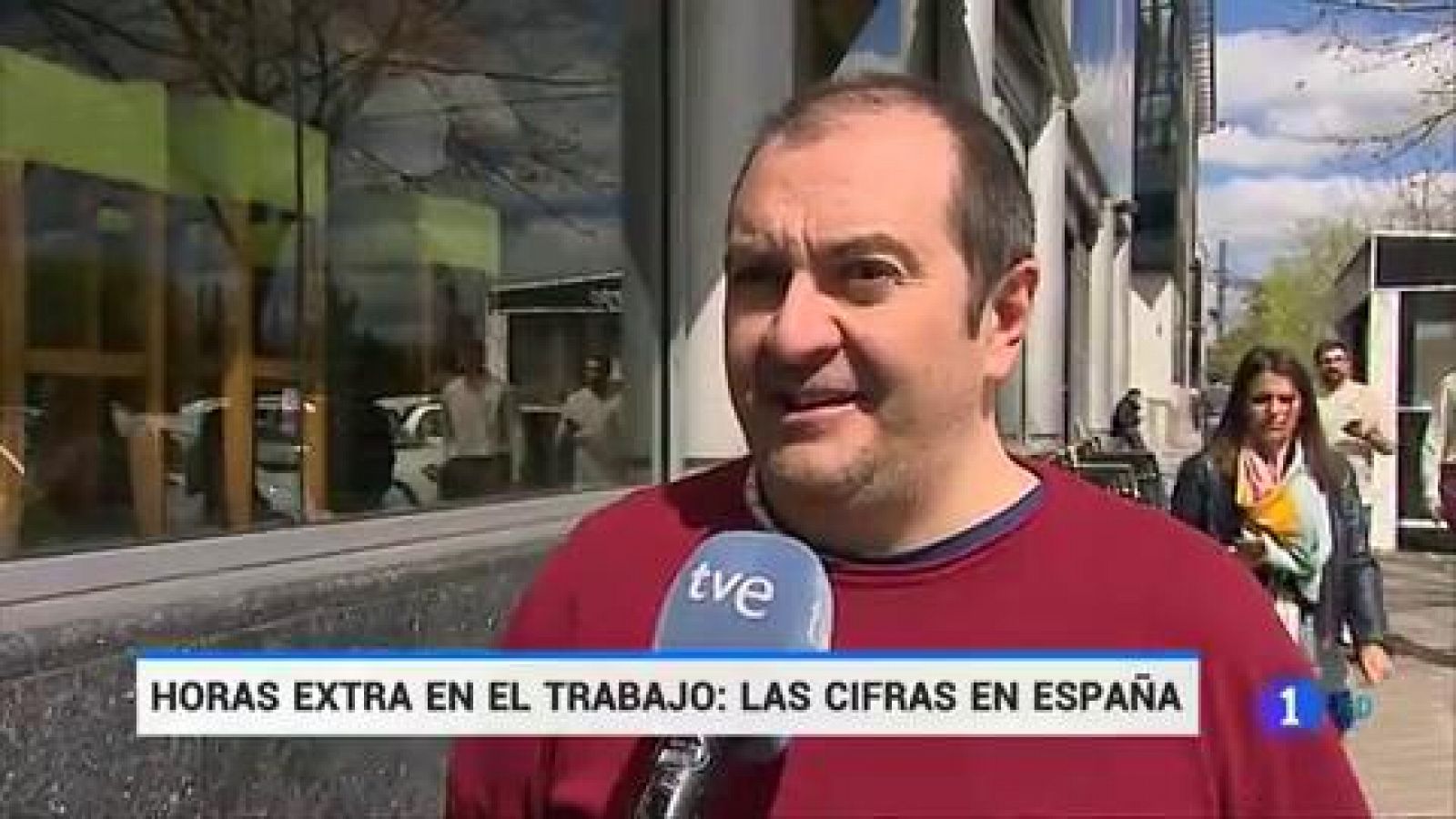 Cuatro de cada diez trabajadores no cobra por las horas extra | Ver