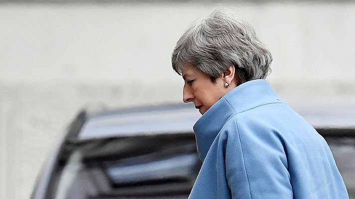 Telediario 1 - Theresa May solicita a la UE posponer el Brexit hasta el 30 de junio