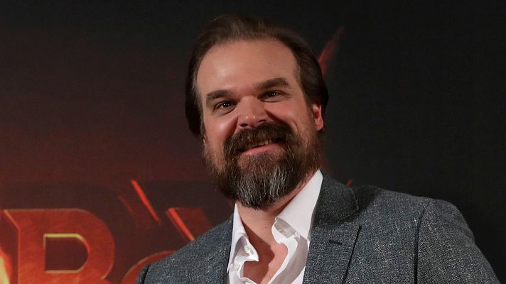 Telediario 1 - David Harbour da vida al nuevo 'Hellboy', más oscuro y violento