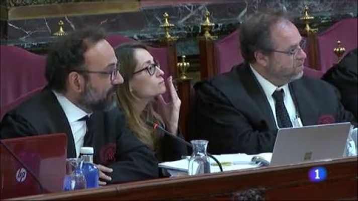 Un agent va veure Torra transportant paperetes abans de l'1-O