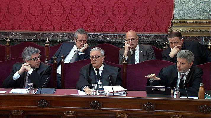 Telediario 1 - Un Guardia Civil vincula a Torra con la logística para el referéndum ilegal del 1-O
