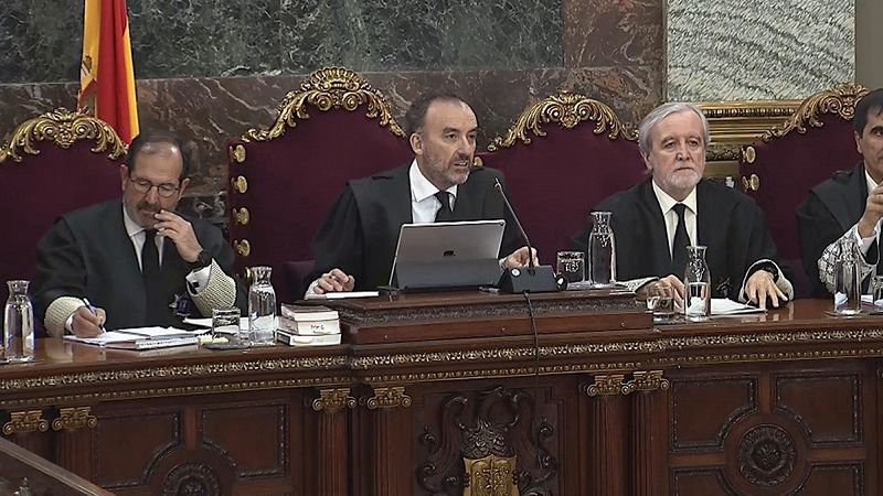 Los guardias civiles declaran que el Govern busco financiación en el exterior