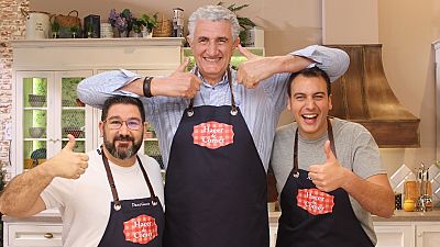 Merluza en salsa verde y bizcocho de cereza