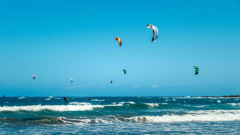 Viento fuerte en Canarias occidentales y en el Estrecho.