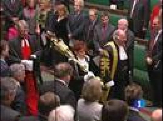  - Dimisión en los Comunes