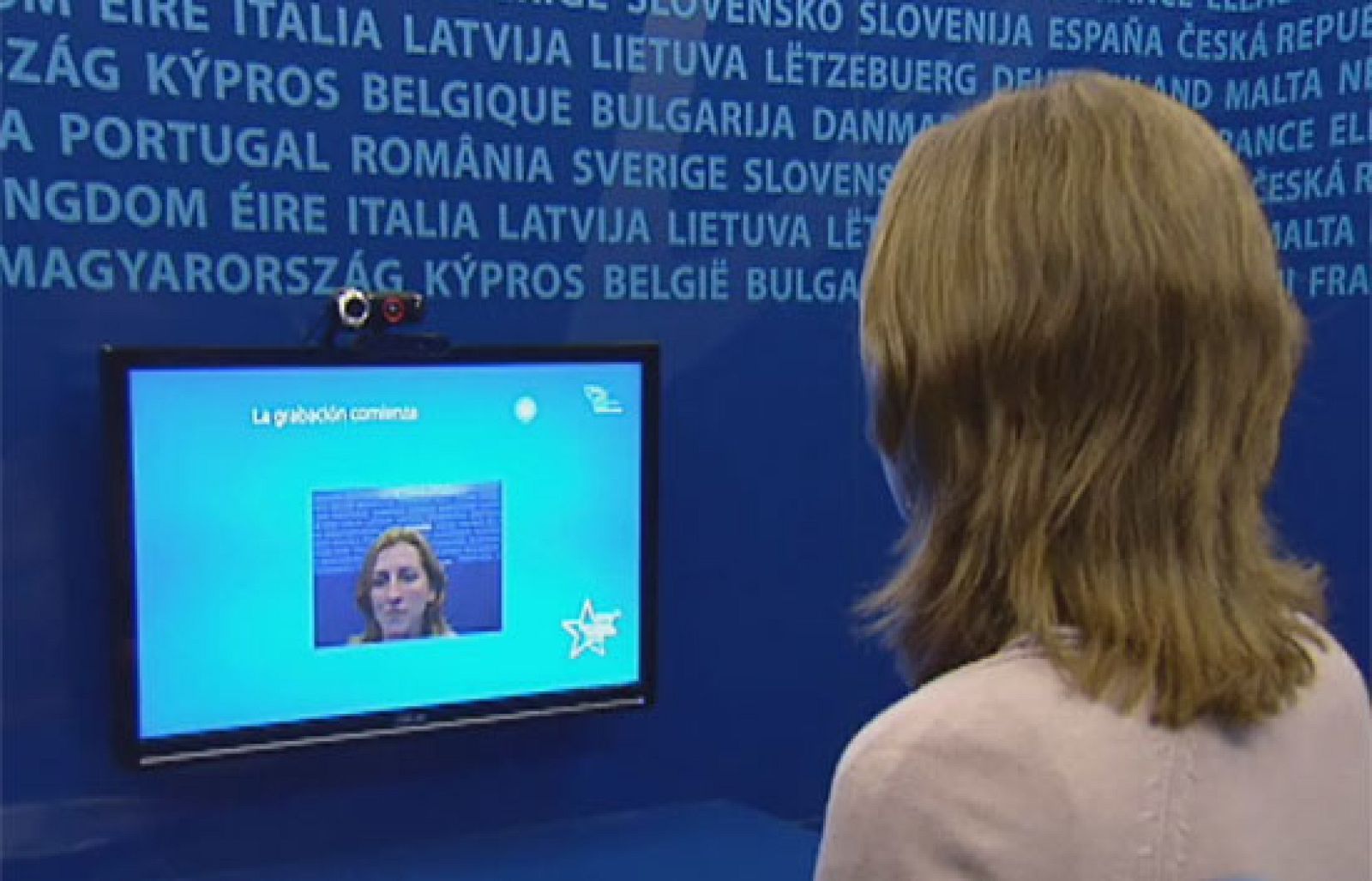 El Parlamento Europeo ha distribuido cabinas para que los ciudadanos puedan informarse y exponer sus preocupaciones y problemas.