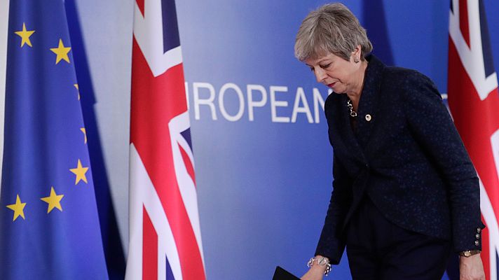 La primera ministra del Reino Unido, en la cuerda floja por su gestión del 'Brexit'