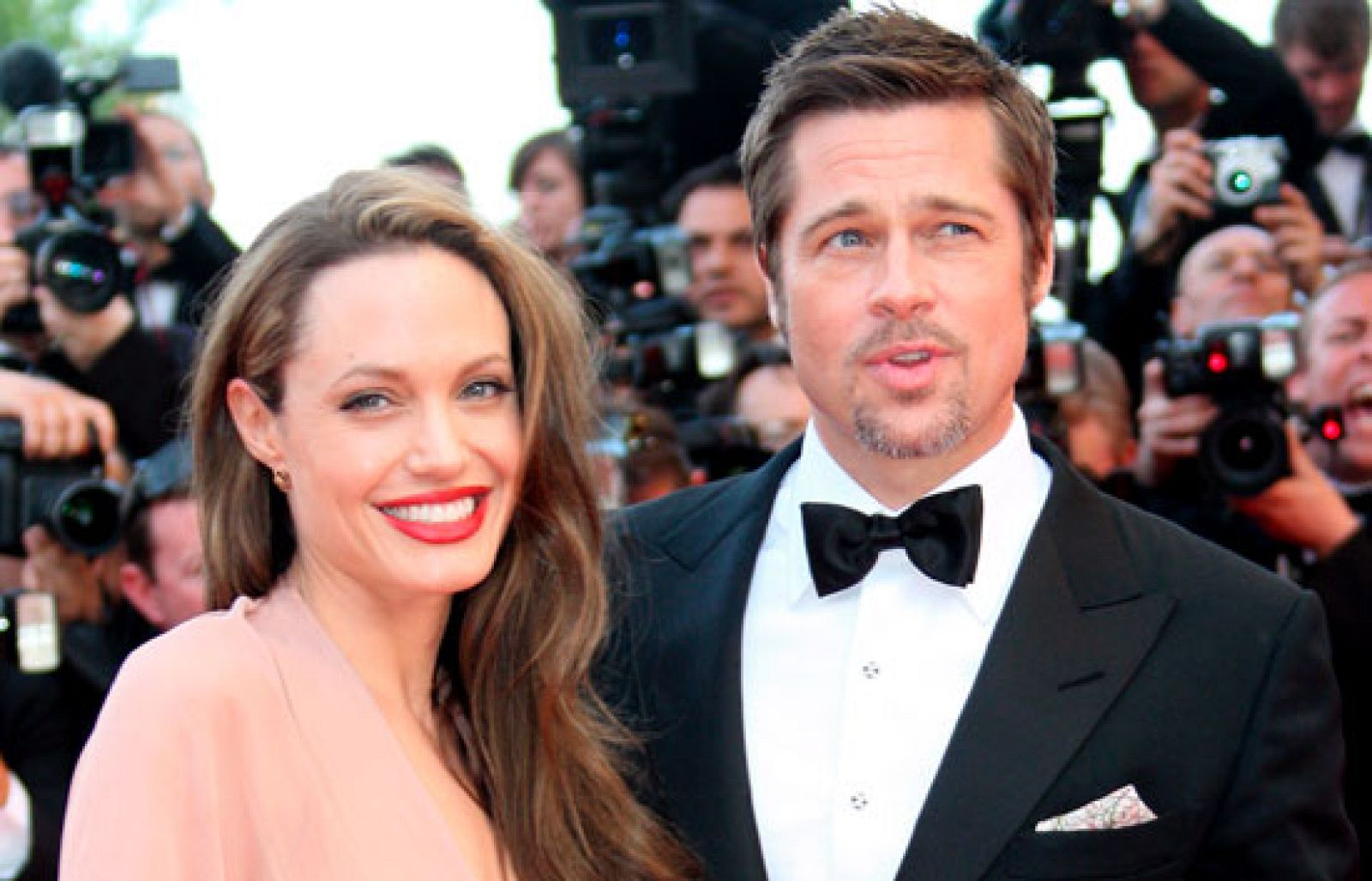 Tarantino ha estrenado en el Festival de Cannes su última película, y con él ha estado el protagonista, Brad Pitt.