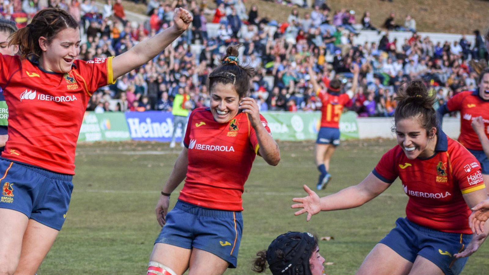 Europeo femenino de rugby: Las 'Leonas' se motivan para la final del Europeo -RTVE.es | Ver