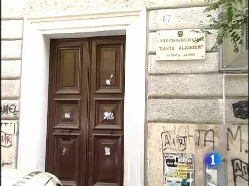 En Roma, el Ministerio de Sanidad ha cerrado dos colegios después de que cuatro estudiantes hayan dado positivo por la Gripe A