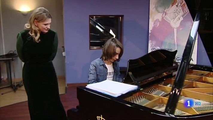 Telediario 1 - Ainhoa Arteta visita a Pelayo Garrido